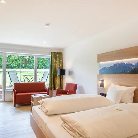 Hotel Ringhotel Nebelhornblick 4*