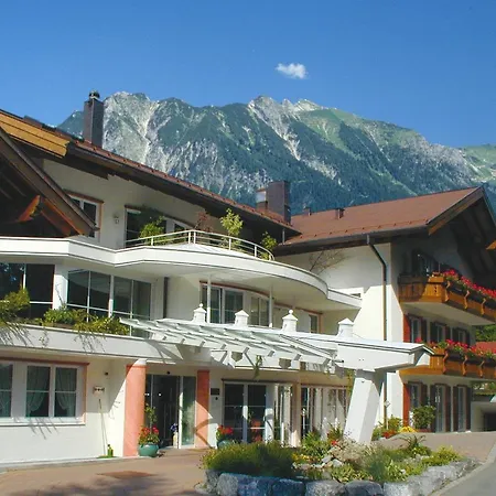 Ringhotel Nebelhornblick Hotel
